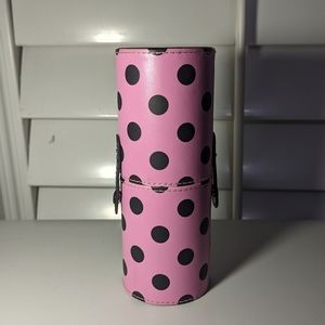 BH cosmetics makeup brush case